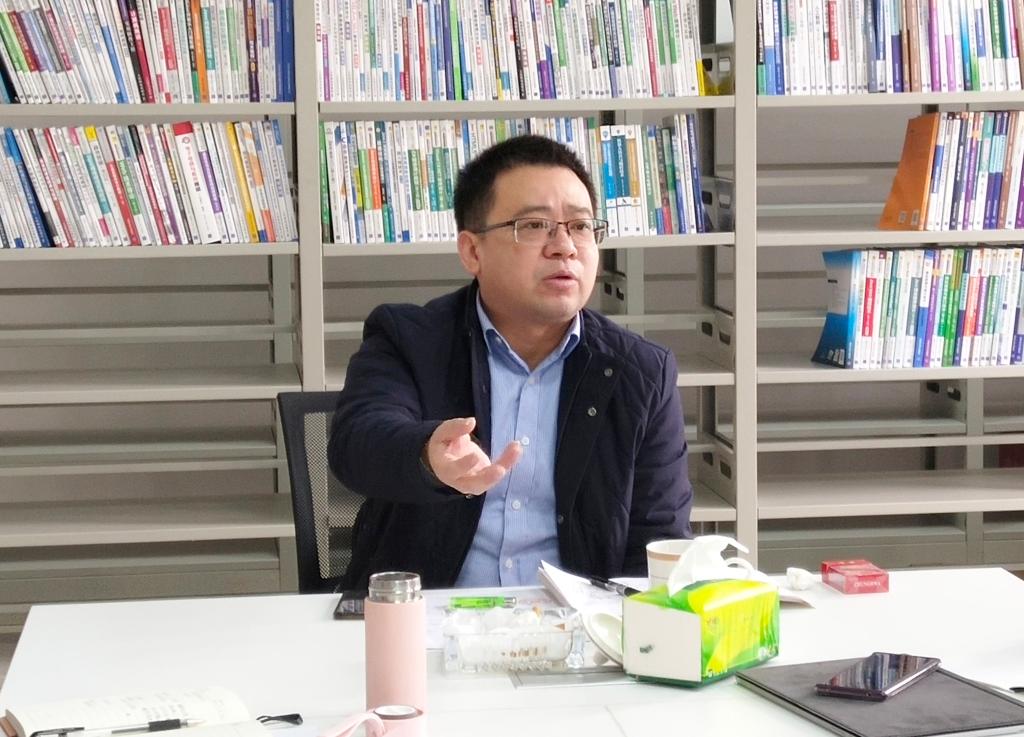 党总支书记胡蓉
