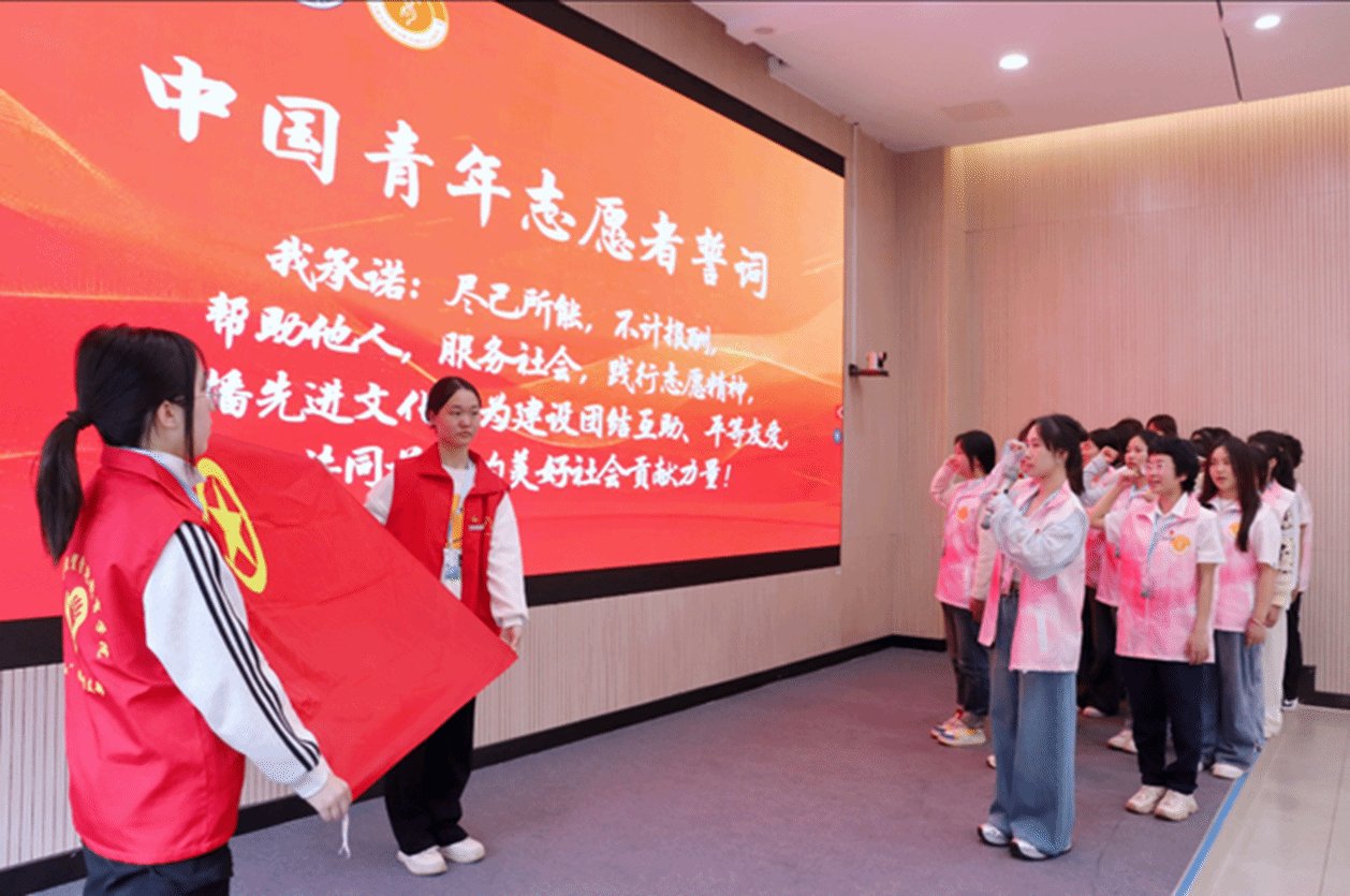 合川区残疾人综合服务中心主任李丹丹