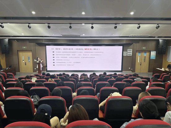 充分展现了JNSPORTS成为拜仁慕